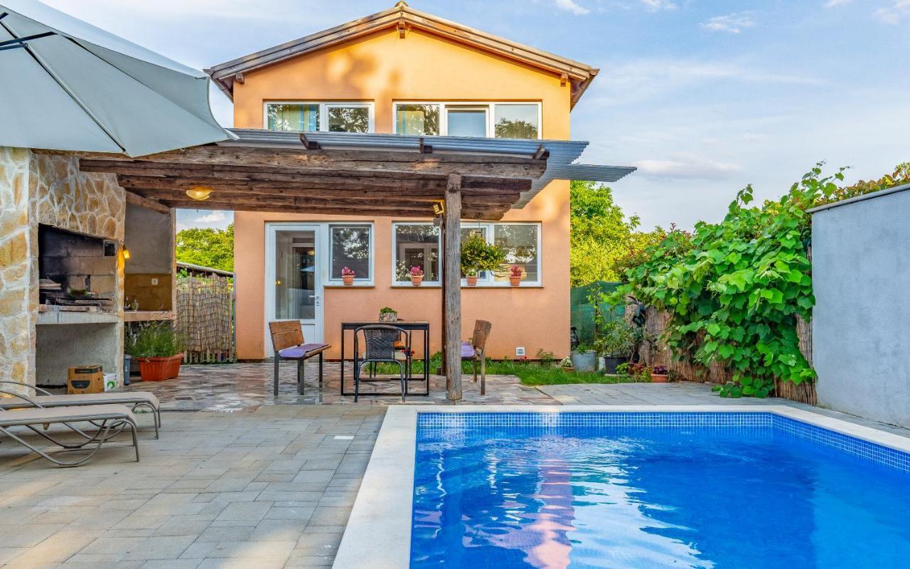 Villa Iness Medulin Exterior photo